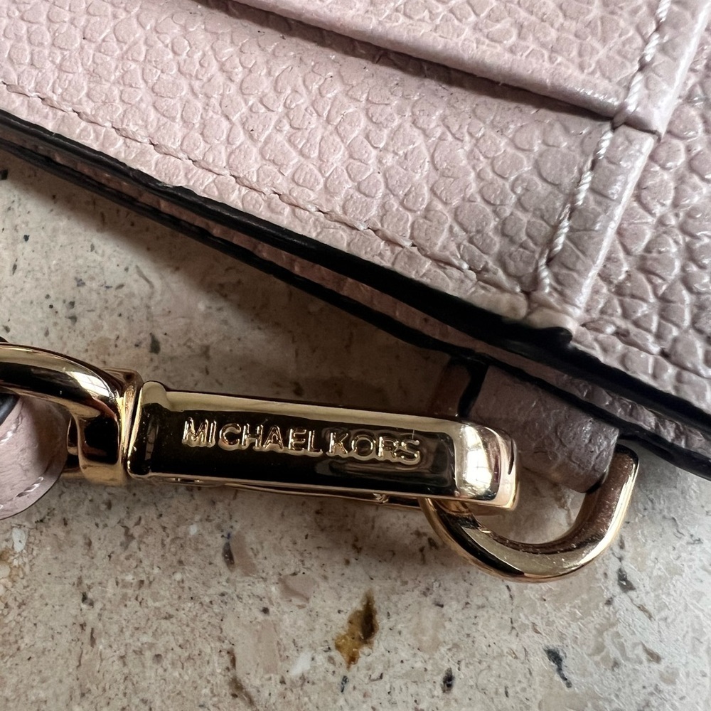 MICHAEL KORS Pink Leather Coin Purse, Card Holder Wristlet - Picture 11 of 12